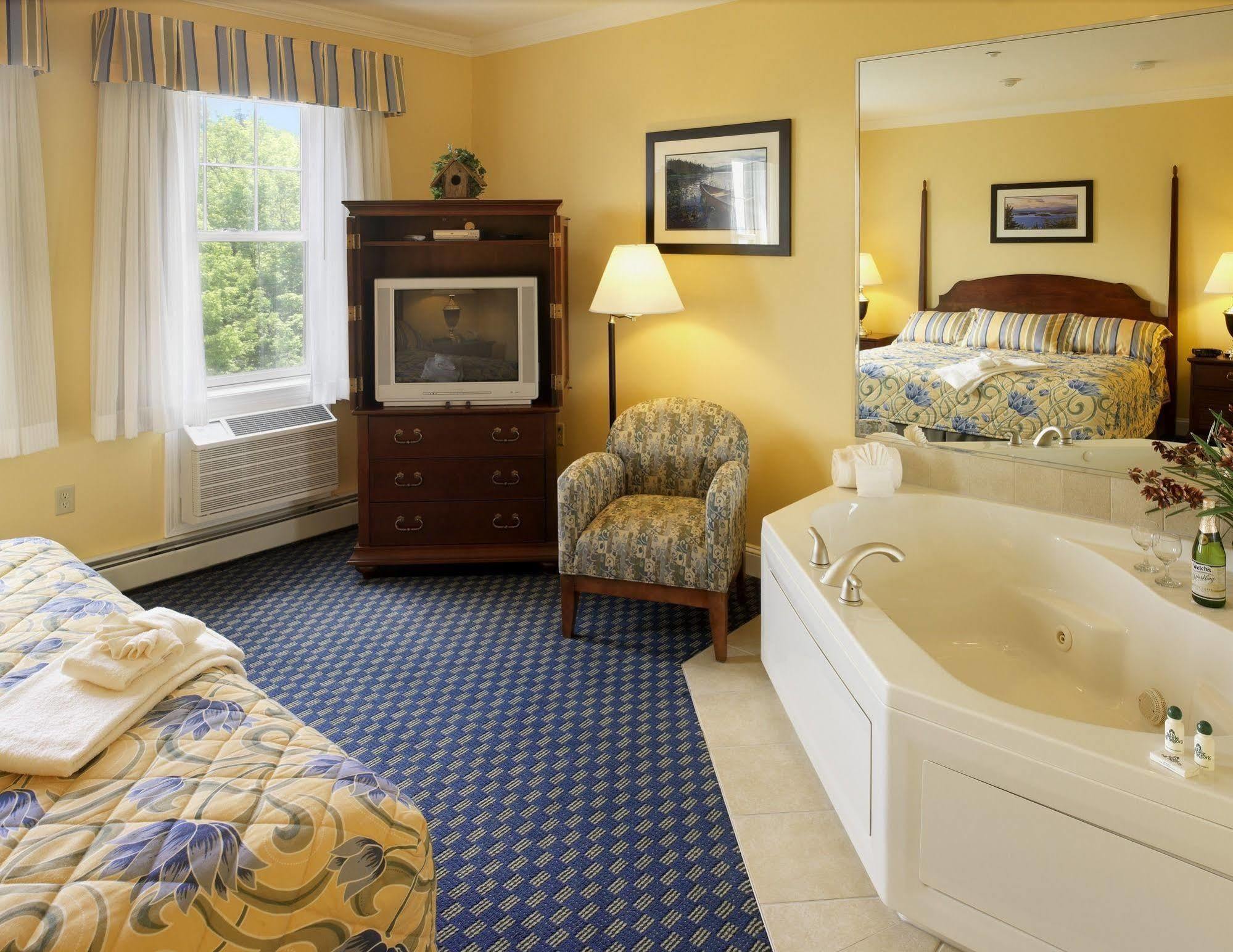 Steele Hill Resorts Sanbornton Rum bild